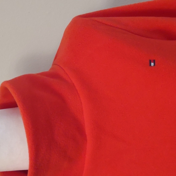 Tommy Hilfiger turtleneck orange faux fur fleece Size M - Picture 2 of 9